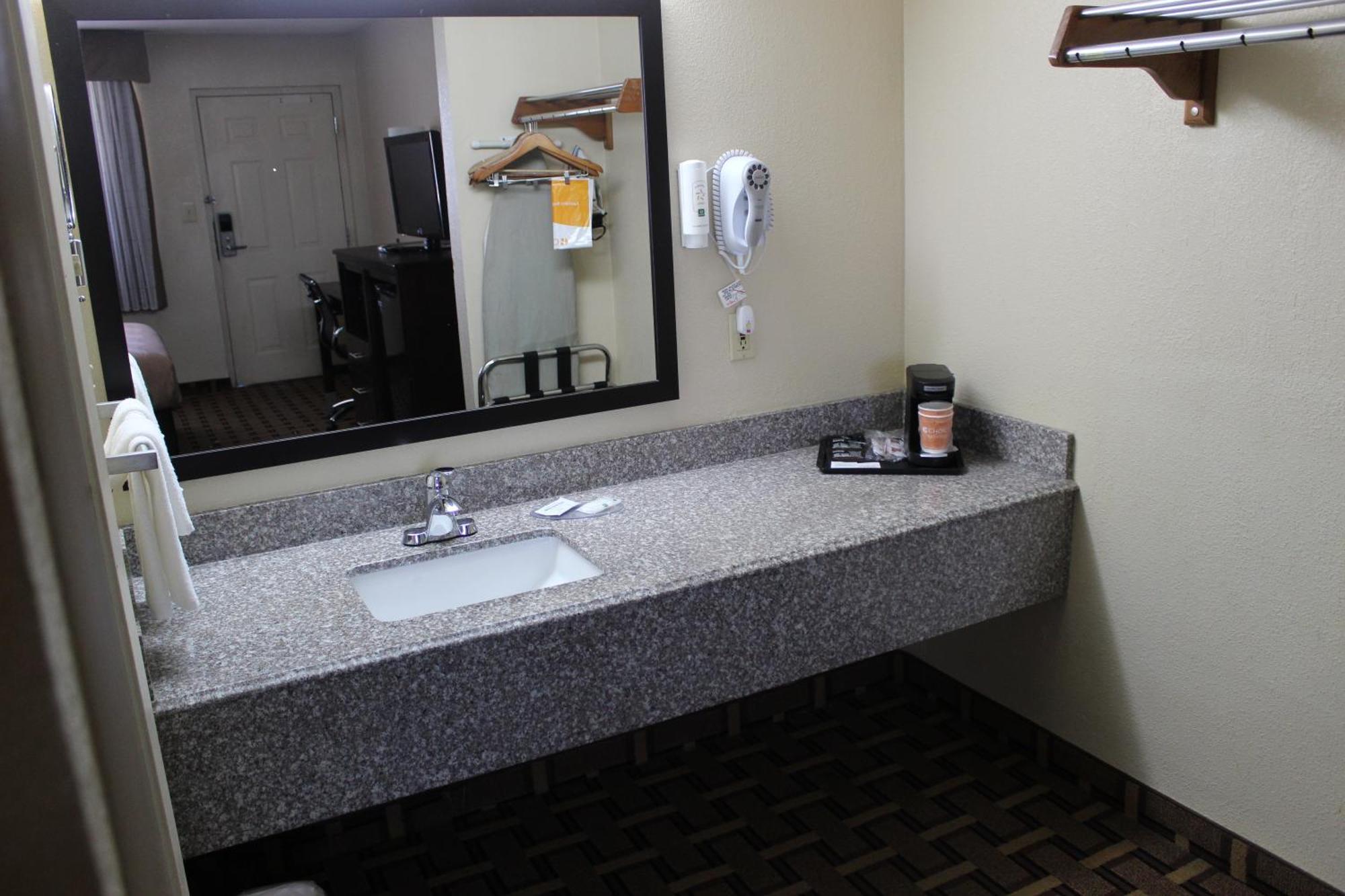 Quality Inn Conway - Greenbrier ภายนอก รูปภาพ